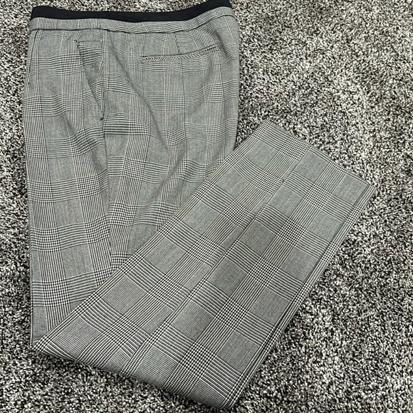 Size 6 work trousers - Picture 1 of 4